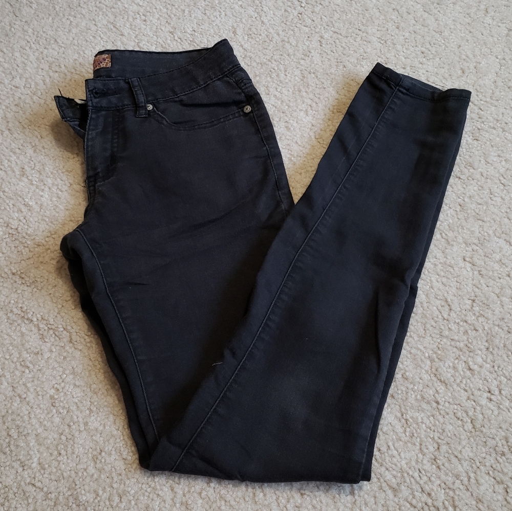 3/$30 black skinny jeans
